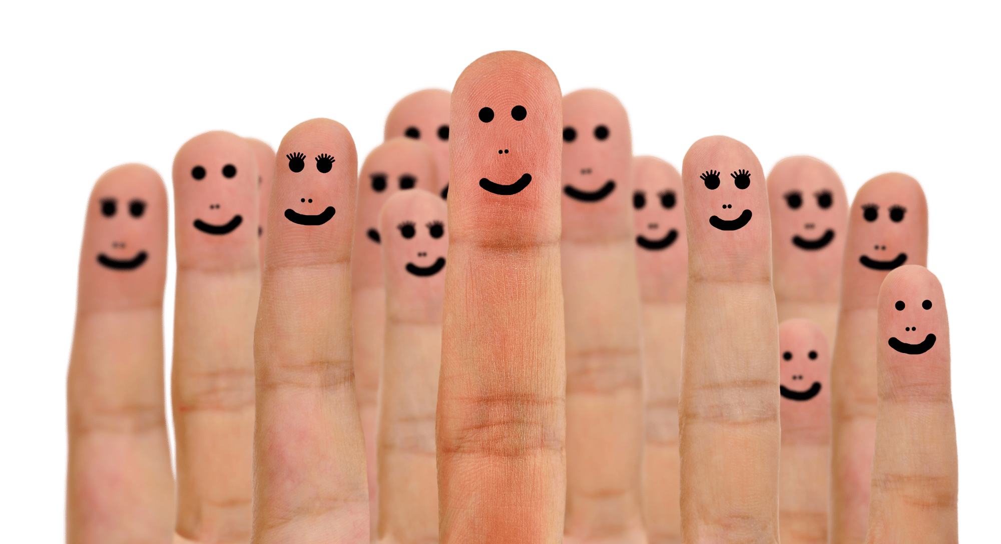 Equipe de doigts avec visages dessinés